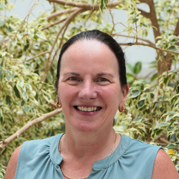 Headshot of Amanda Noble